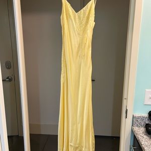 Bardot Avoco Lace Midi Dress in Yellow